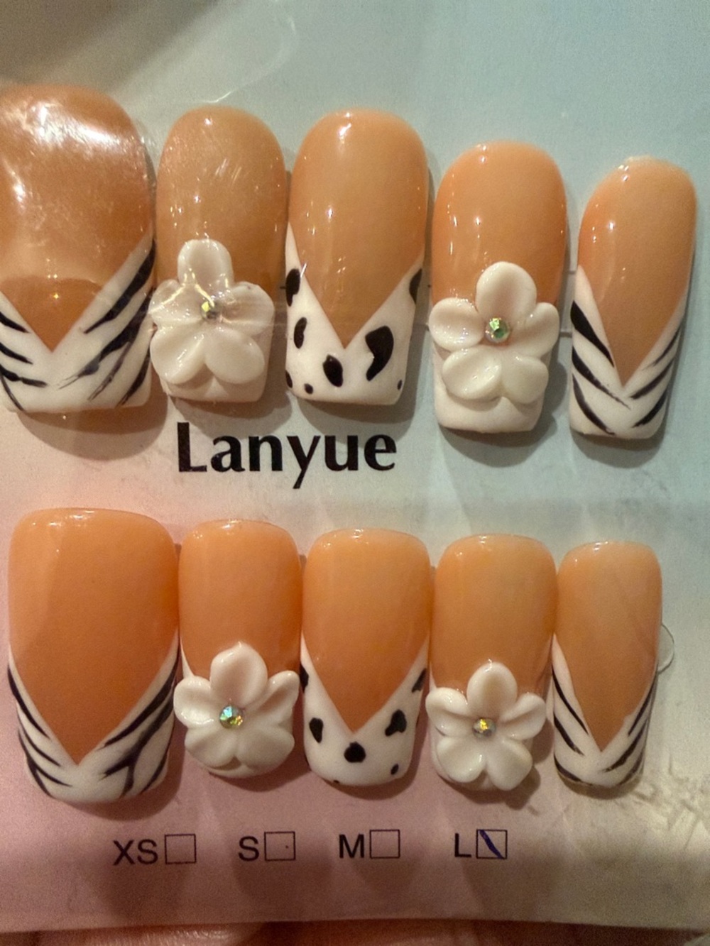 Black and white animal print French with Floral 3D Accent hadmade Press-On Nails